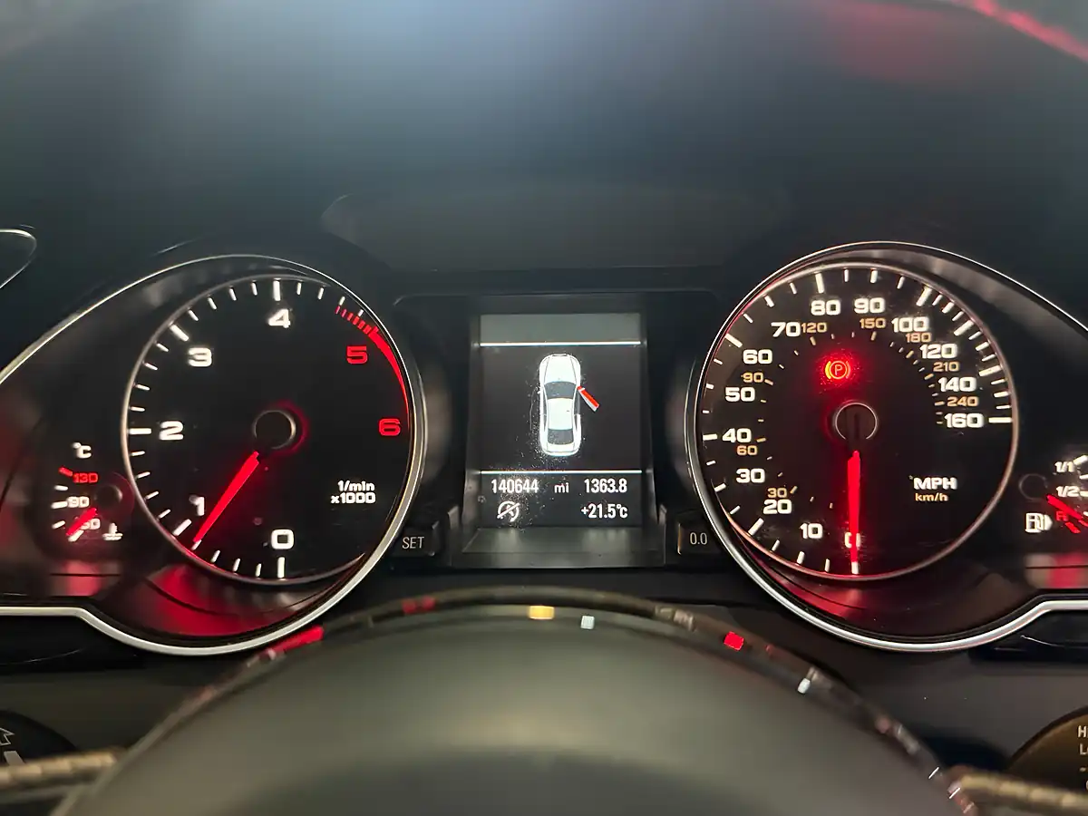 Used 2013 Audi A5 Black Edition Grey - Interior and Exterior details 17