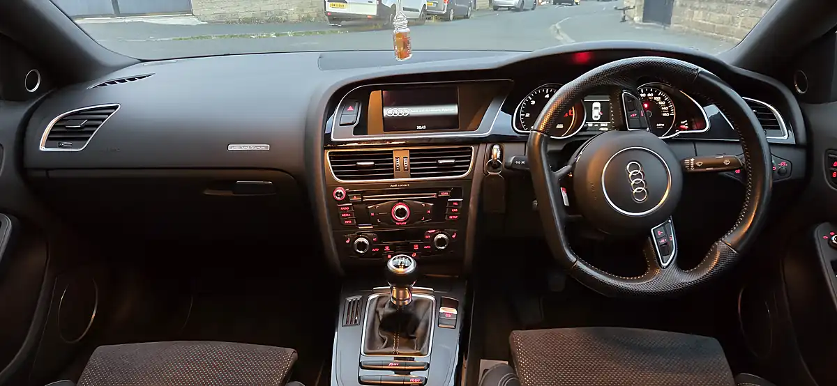 Used 2013 Audi A5 Black Edition Grey - Interior and Exterior details 14