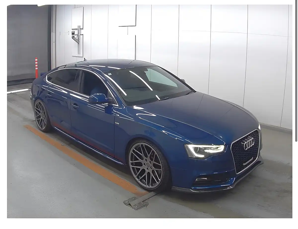 Used 2013 Audi A5 S-Line Blue - Front View