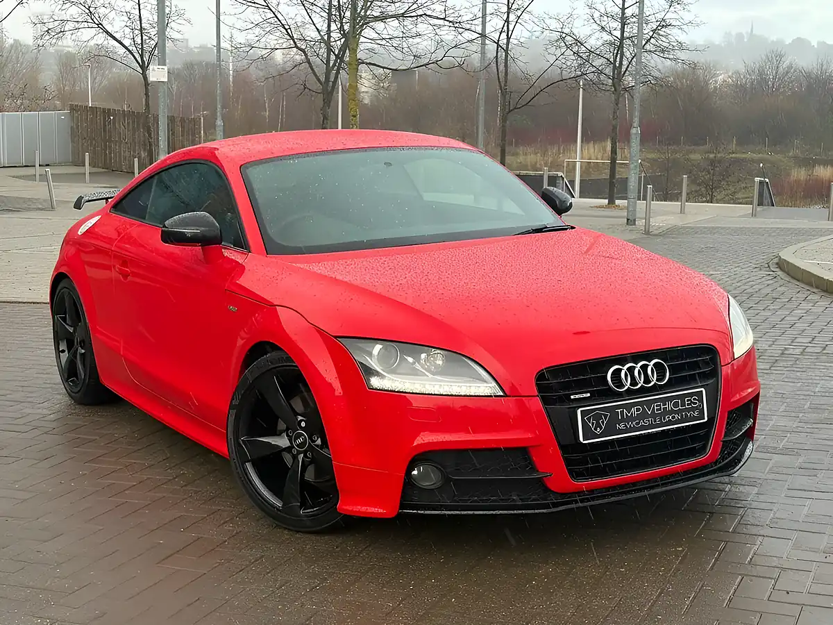 Used 2013 Audi A5 S Line Red - Front View