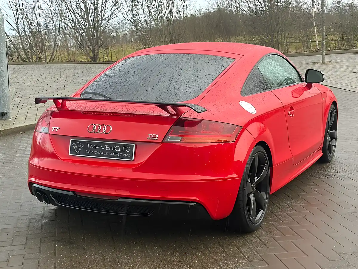 Used 2013 Audi A5 S Line Red - Interior and Exterior details 4