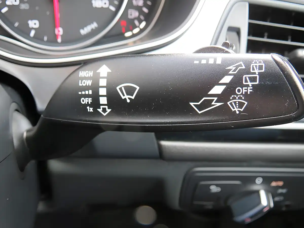 Used 2013 Audi A6 Avant Black Edition White - Interior and Exterior details 14