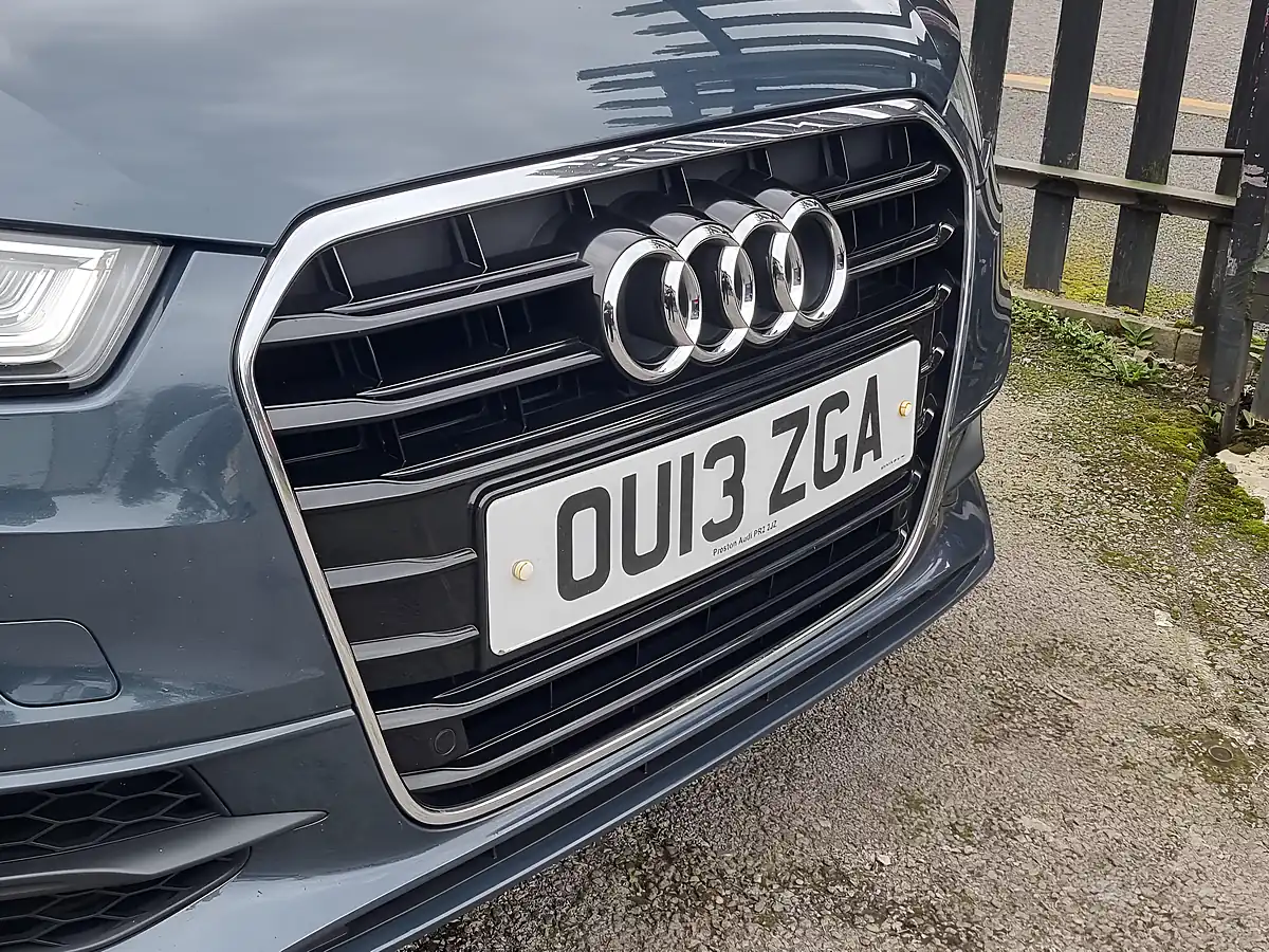 Used 2013 Audi A6 S Line Blue - Interior and Exterior details 10
