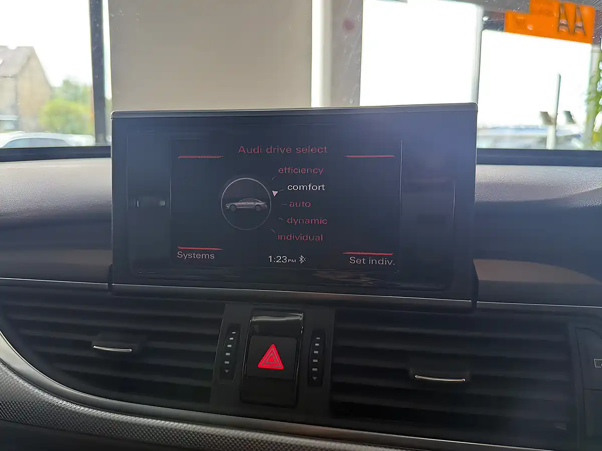Used 2013 Audi A6 Saloon Se Blue - Interior and Exterior details 17