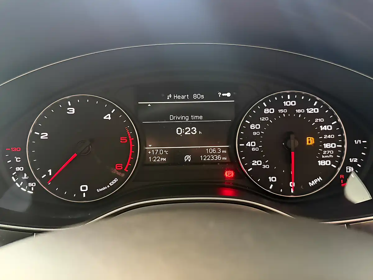 Used 2013 Audi A6 Saloon Se Blue - Interior and Exterior details 19