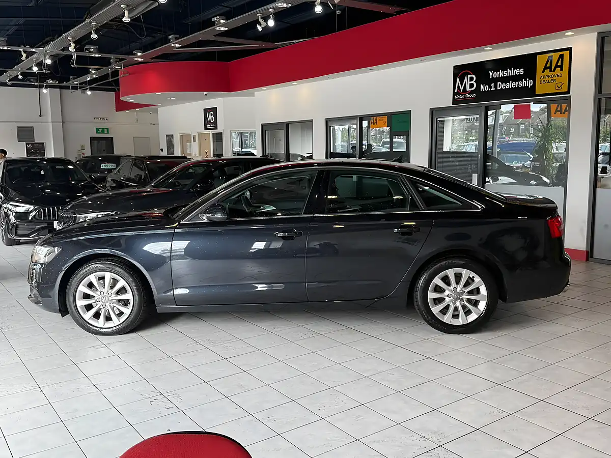 Used 2013 Audi A6 Saloon Se Blue - Interior and Exterior details 5