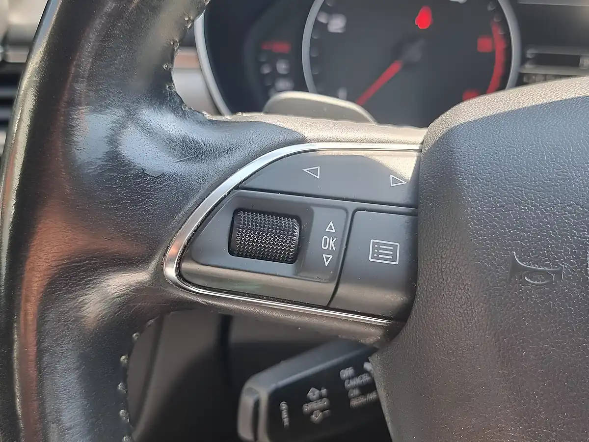 Used 2013 Audi A6 Se Silver - Interior and Exterior details 13