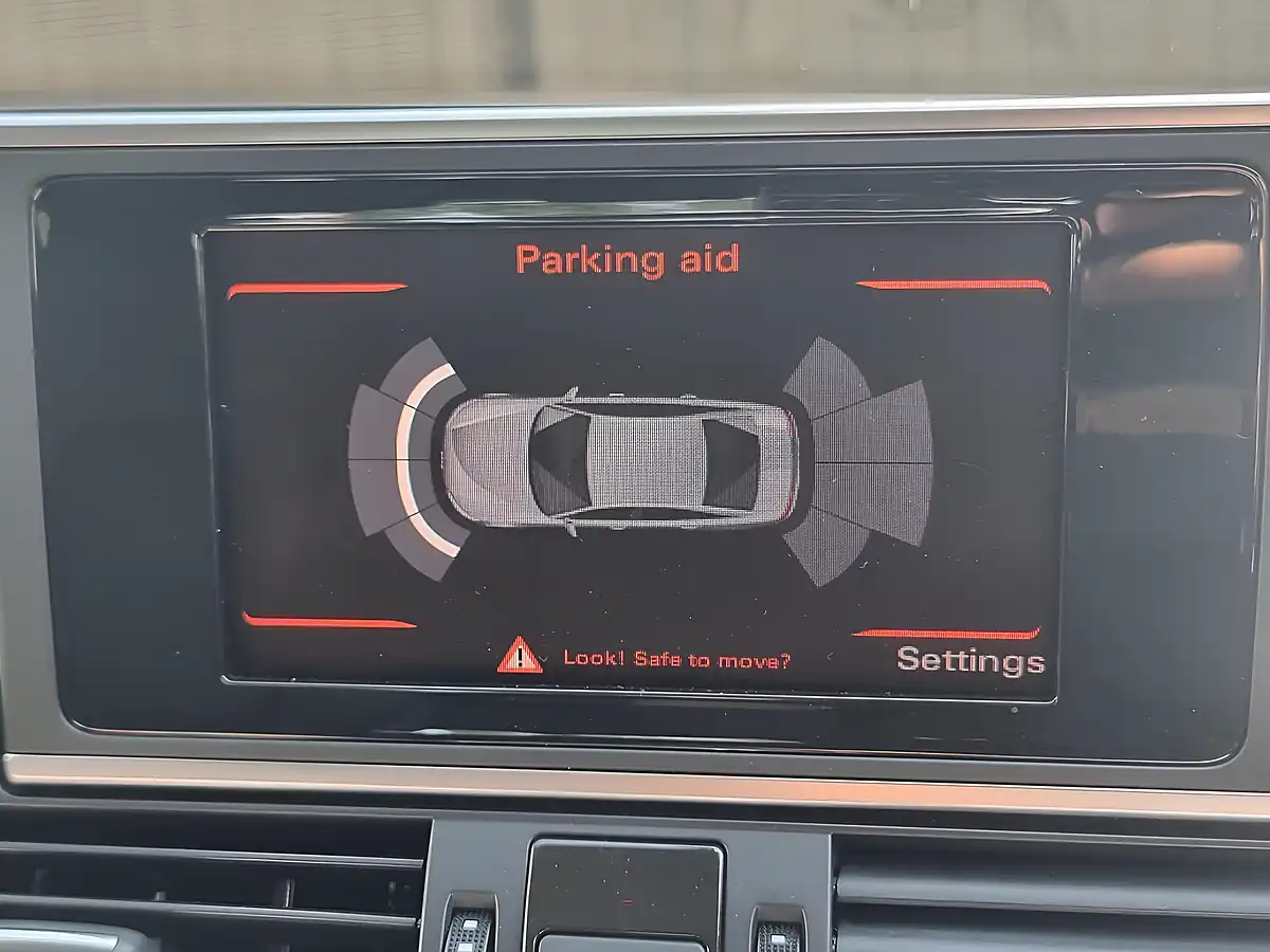 Used 2013 Audi A6 Se Silver - Interior and Exterior details 18