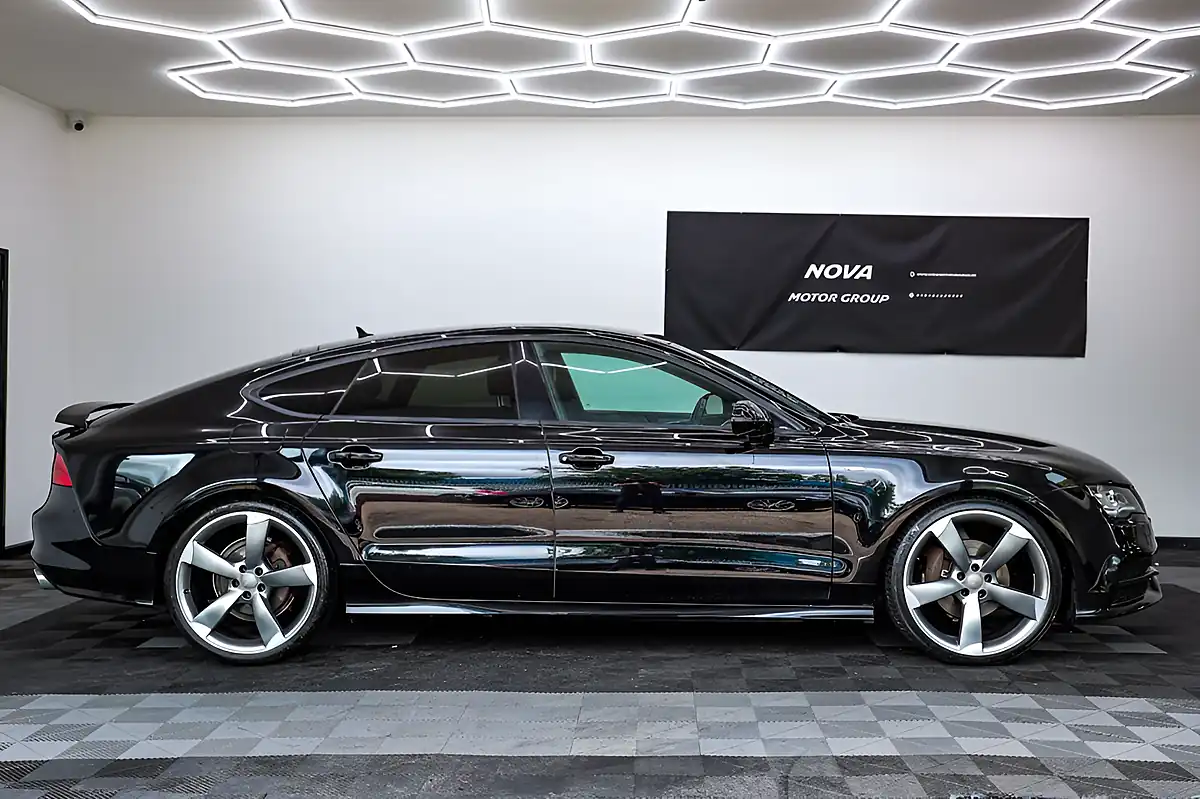 Used 2013 Audi A7 Black Edition Sportback Black - Interior and Exterior details 5