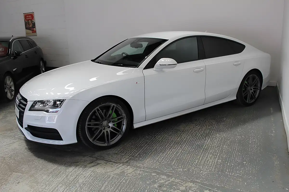 Used 2013 Audi A7 S Line White - Interior and Exterior details 4