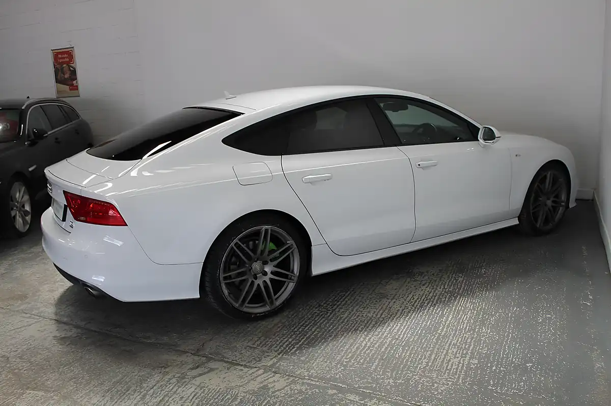 Used 2013 Audi A7 S Line White - Interior and Exterior details 8