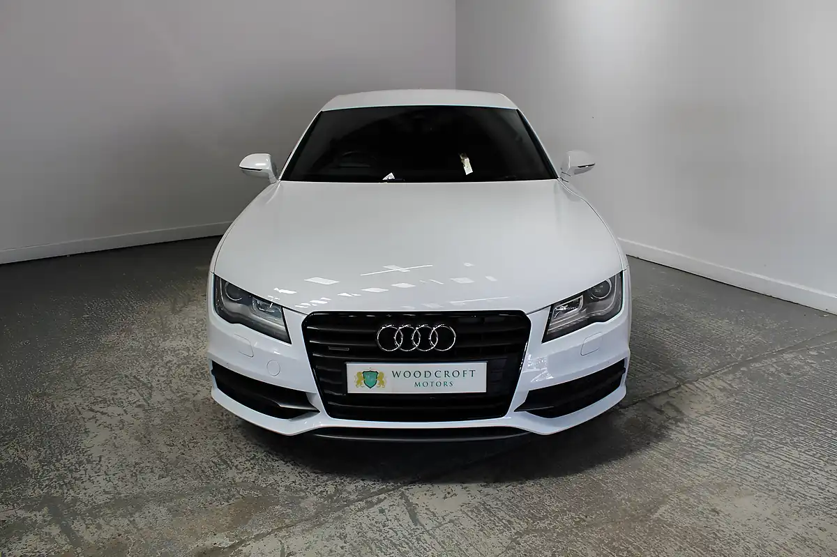 Used 2013 Audi A7 S Line White - Interior and Exterior details 9