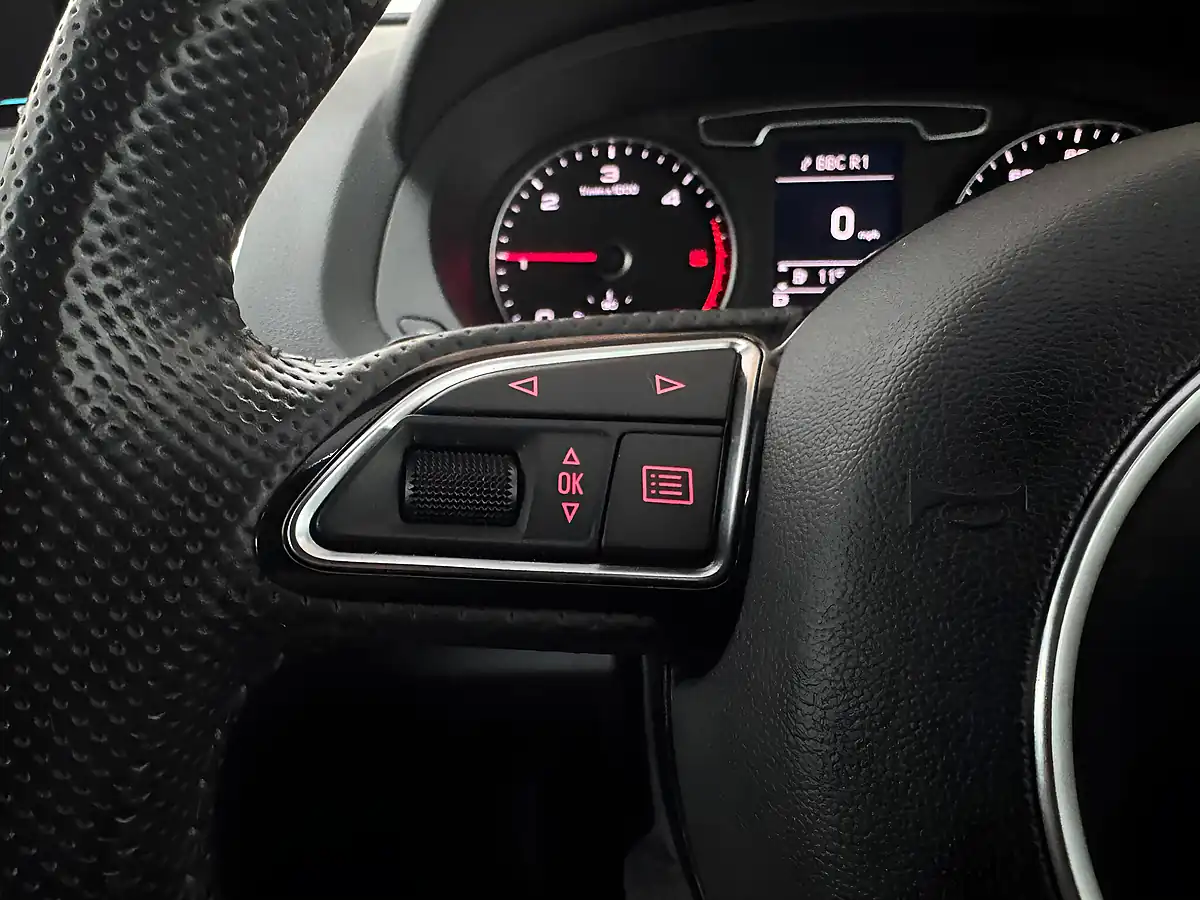 Used 2013 Audi Q3 S Line Black - Interior and Exterior details 18