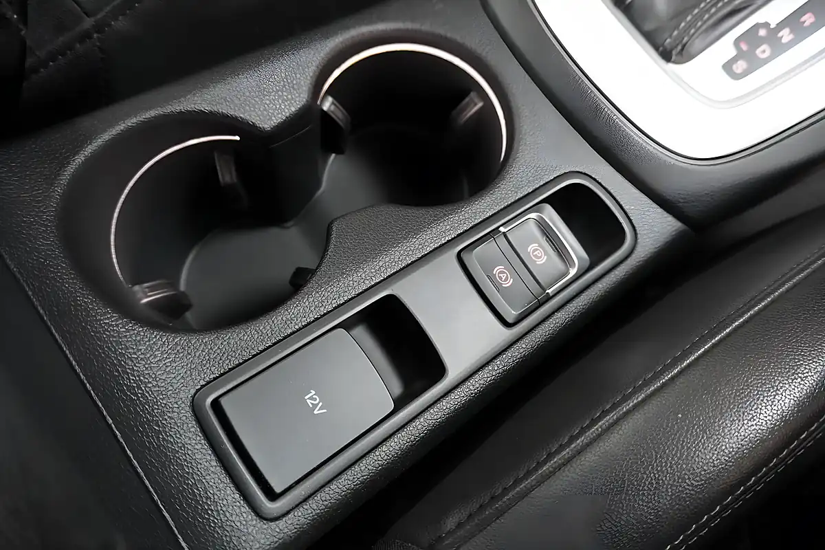 Used 2013 Audi Q3 S Line Silver - Interior and Exterior details 11