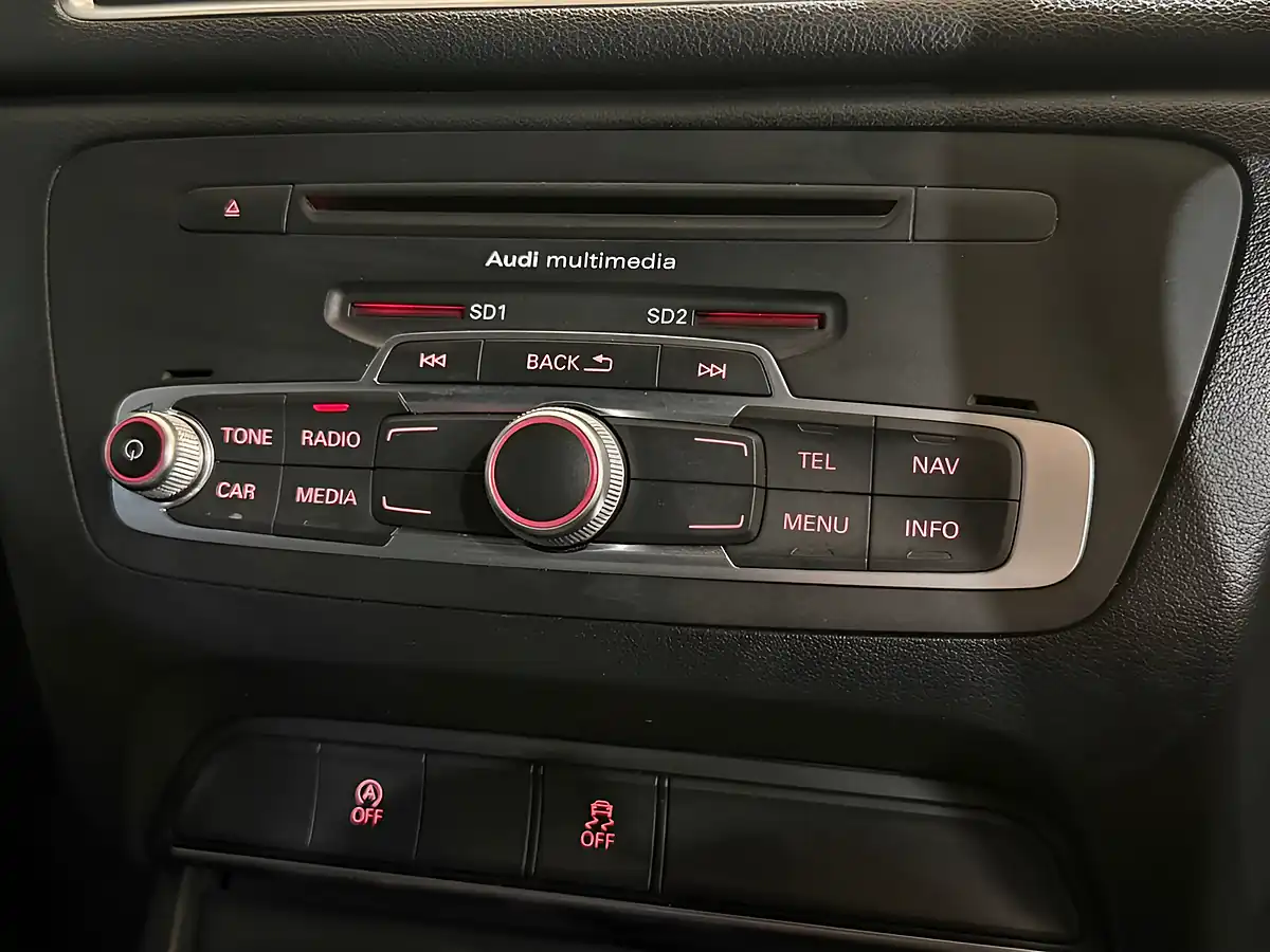 Used 2013 Audi Q3 S Line White - Interior and Exterior details 15