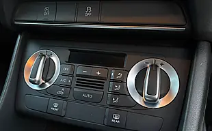 Used 2013 Audi Q3 Se Black - Interior and Exterior details 16