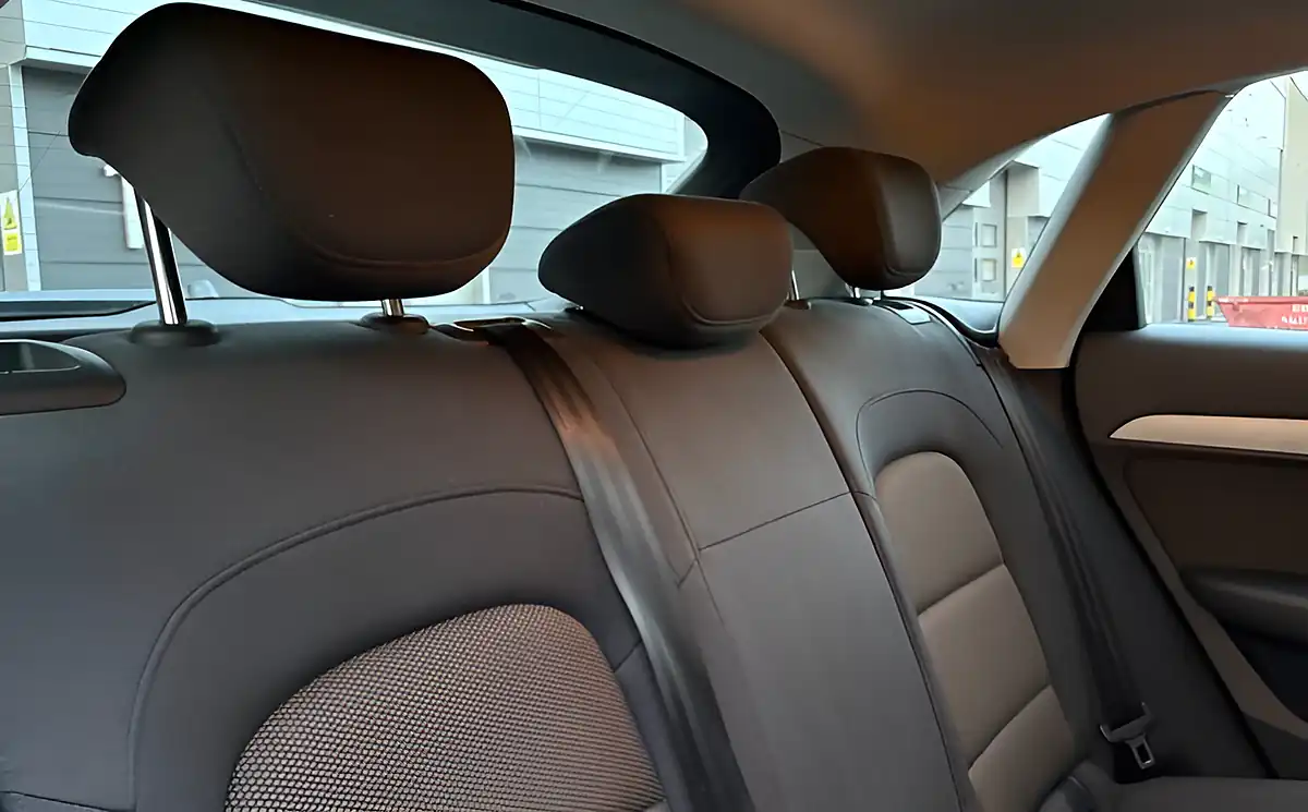 Used 2013 Audi Q3 Se Black - Interior and Exterior details 19