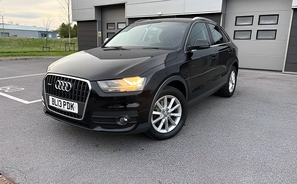 Used 2013 Audi Q3 Se Black - Interior and Exterior details 6