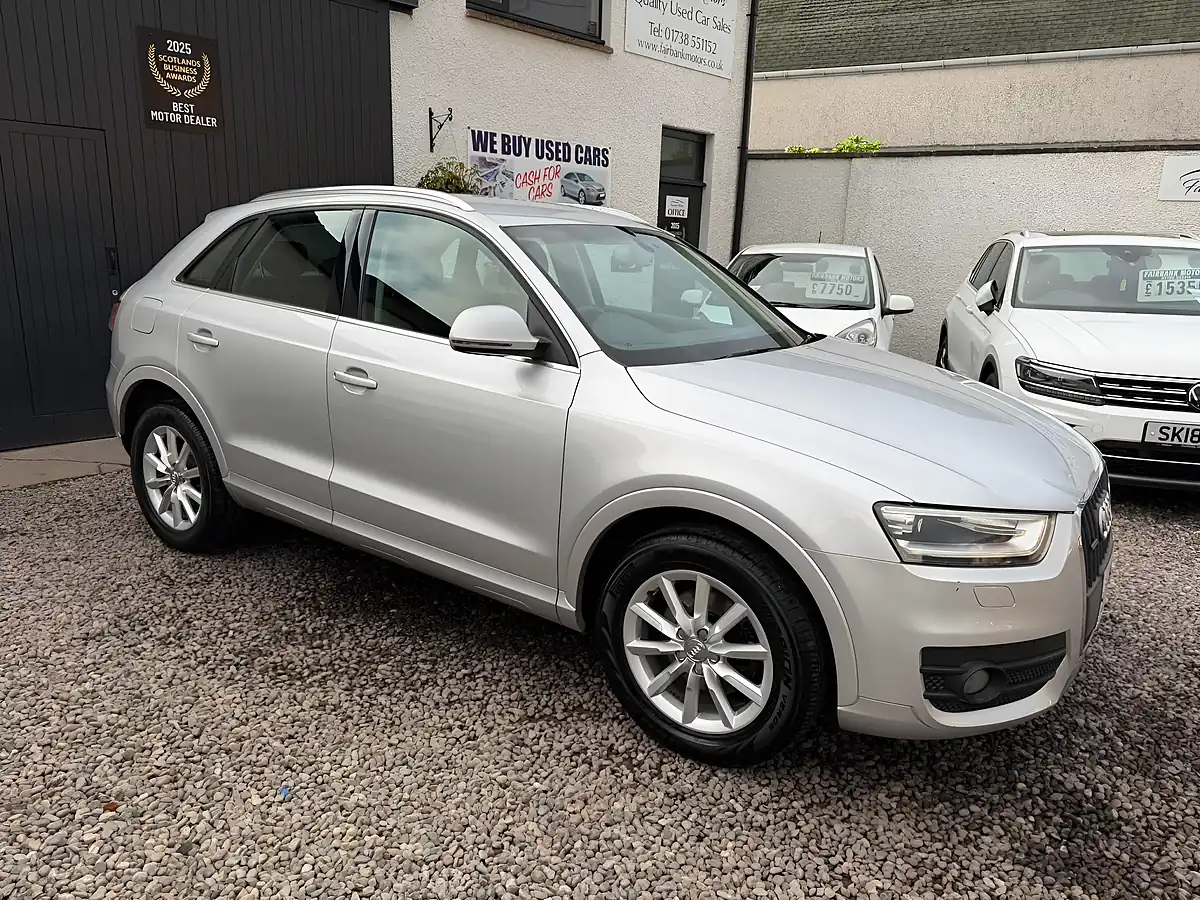 Used 2013 Audi Q3 Se Silver - Interior and Exterior details 2