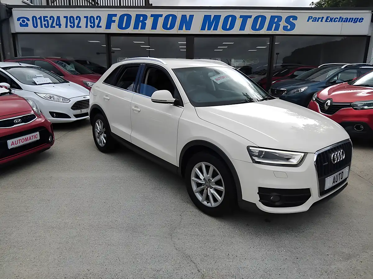 Used 2013 Audi Q3 Se White - Front View