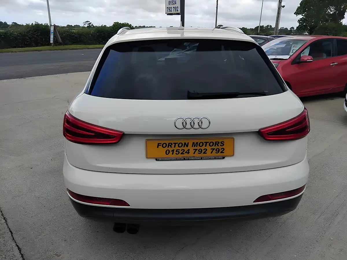 Used 2013 Audi Q3 Se White - Interior and Exterior details 11