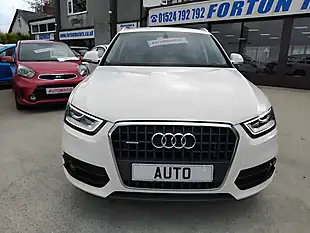 Used 2013 Audi Q3 Se White - Interior and Exterior details 3