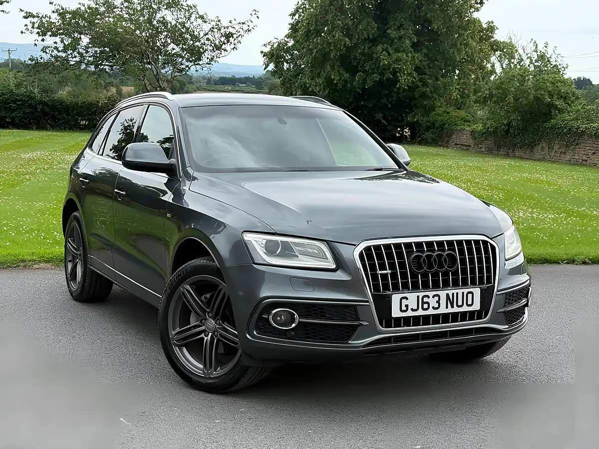 Used 2013 Audi Q5 S-Line Plus Grey - Front View
