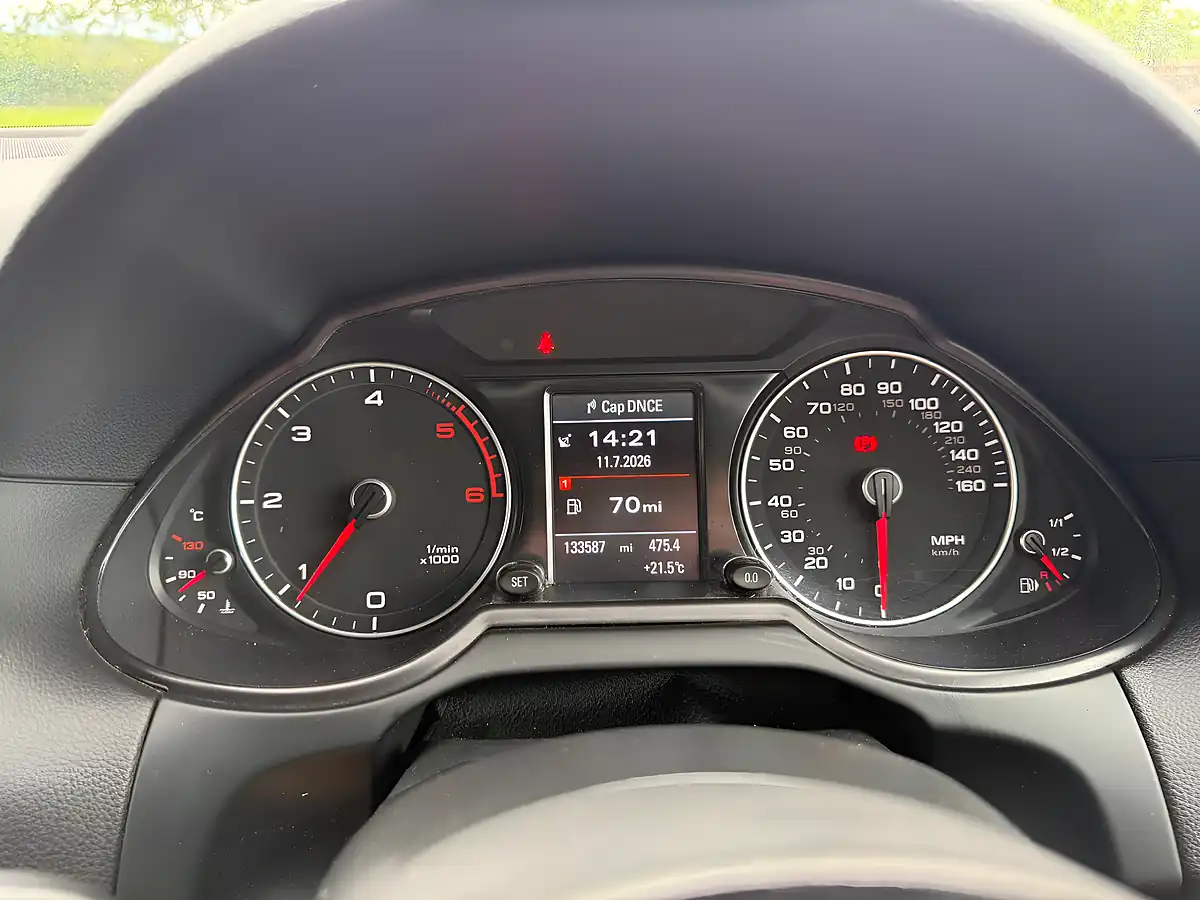 Used 2013 Audi Q5 S-Line Plus Grey - Interior and Exterior details 10