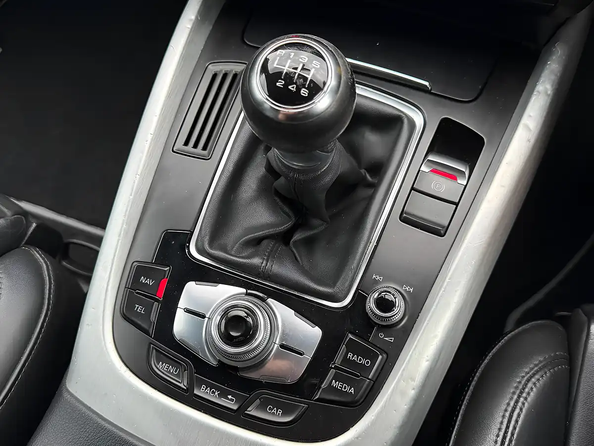 Used 2013 Audi Q5 S-Line Plus Grey - Interior and Exterior details 12