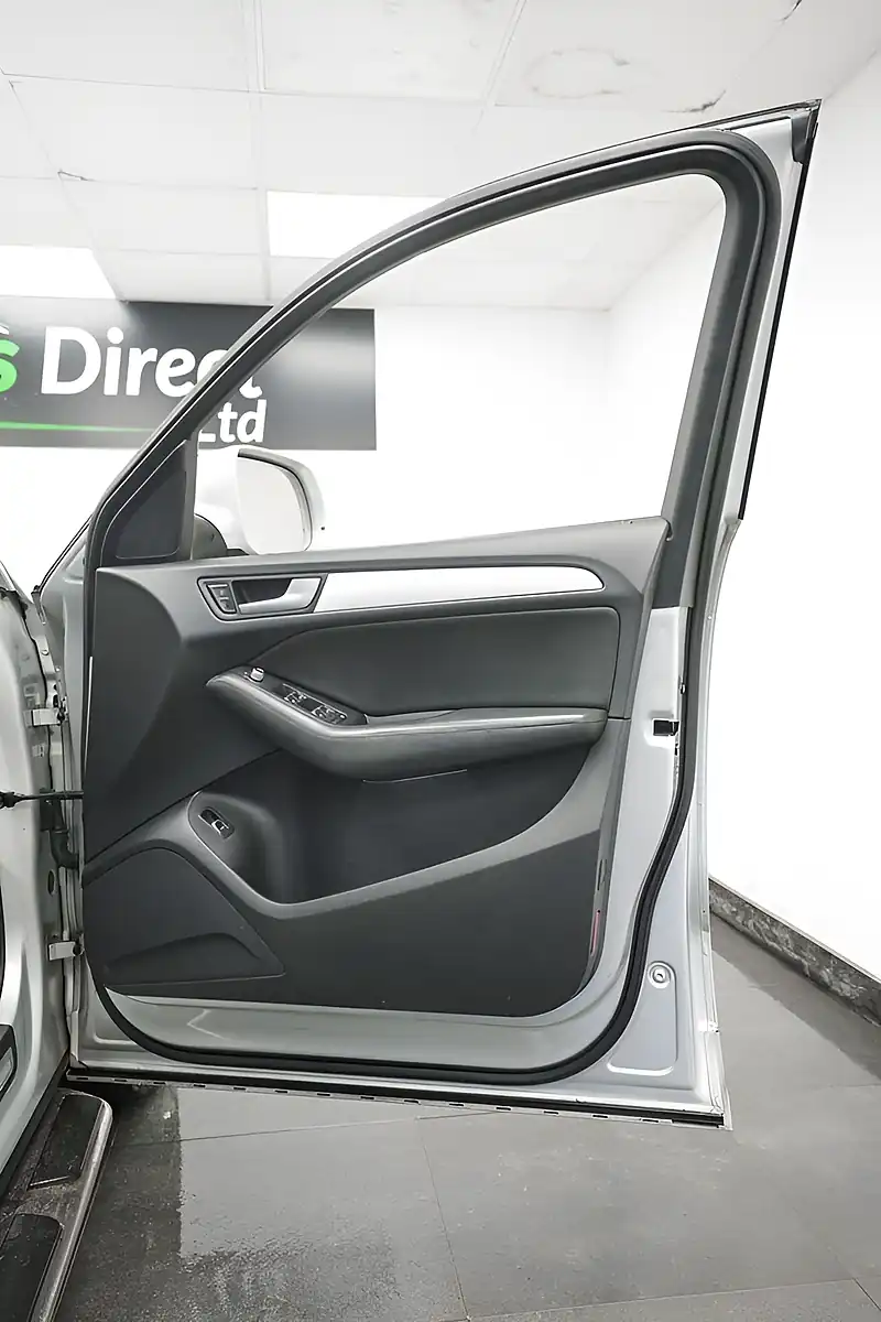 Used 2013 Audi Q5 S Line Plus Silver - Interior and Exterior details 14
