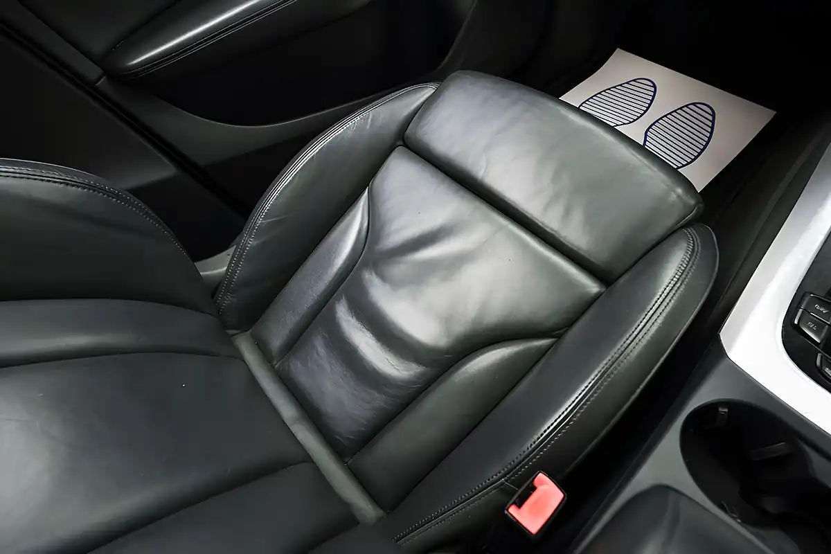Used 2013 Audi Q5 S Line Plus Silver - Interior and Exterior details 16