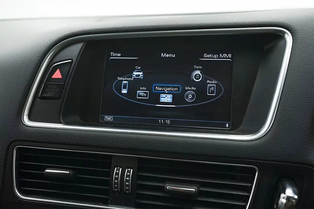 Used 2013 Audi Q5 S Line Plus Silver - Interior and Exterior details 18