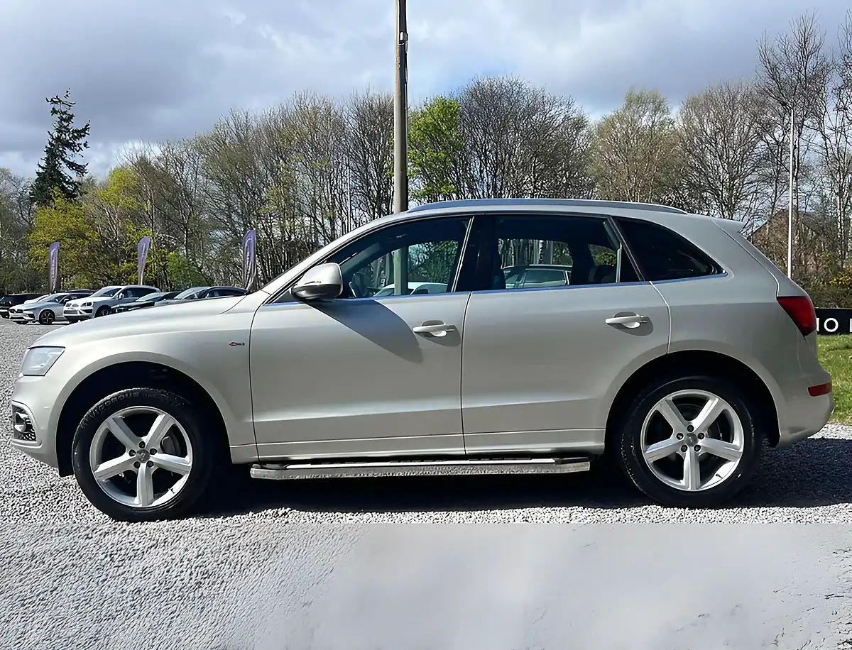 Used 2013 Audi Q5 S Line Sand Beige - Interior and Exterior details 6