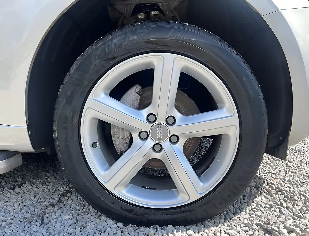 Used 2013 Audi Q5 S Line Sand Beige - Interior and Exterior details 9