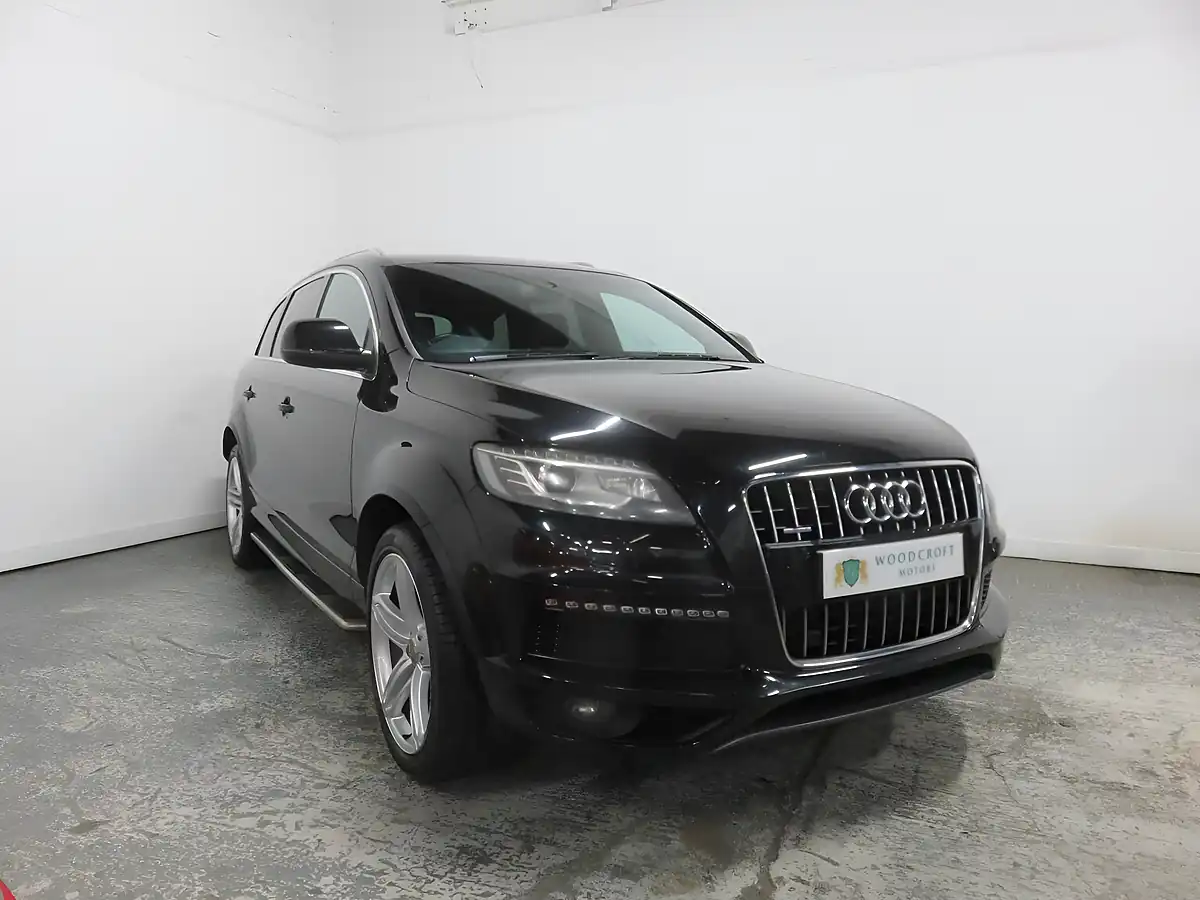 Used 2013 Audi Q7 S Line Plus Black - Front View