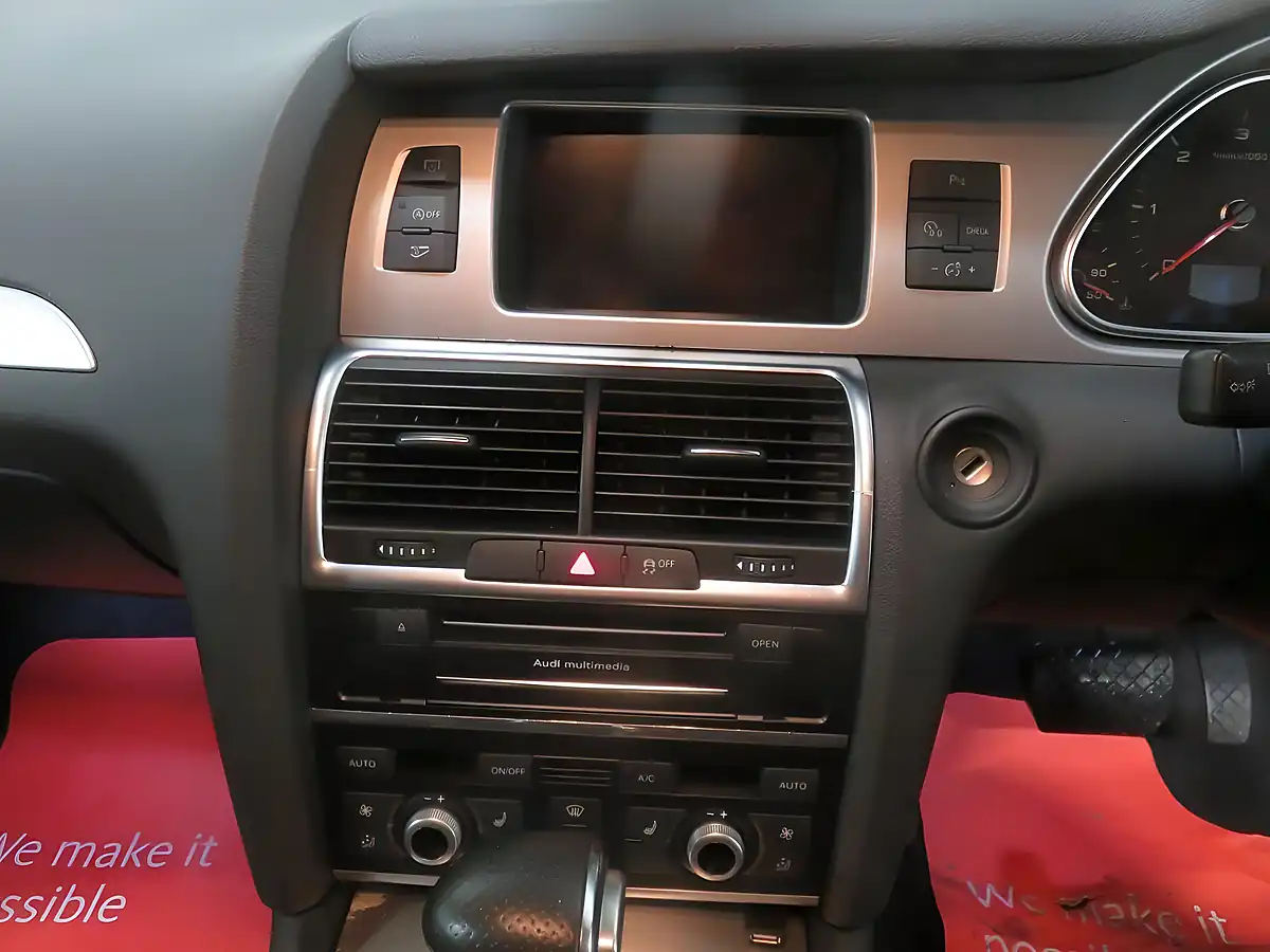 Used 2013 Audi Q7 S Line Plus Black - Interior and Exterior details 14