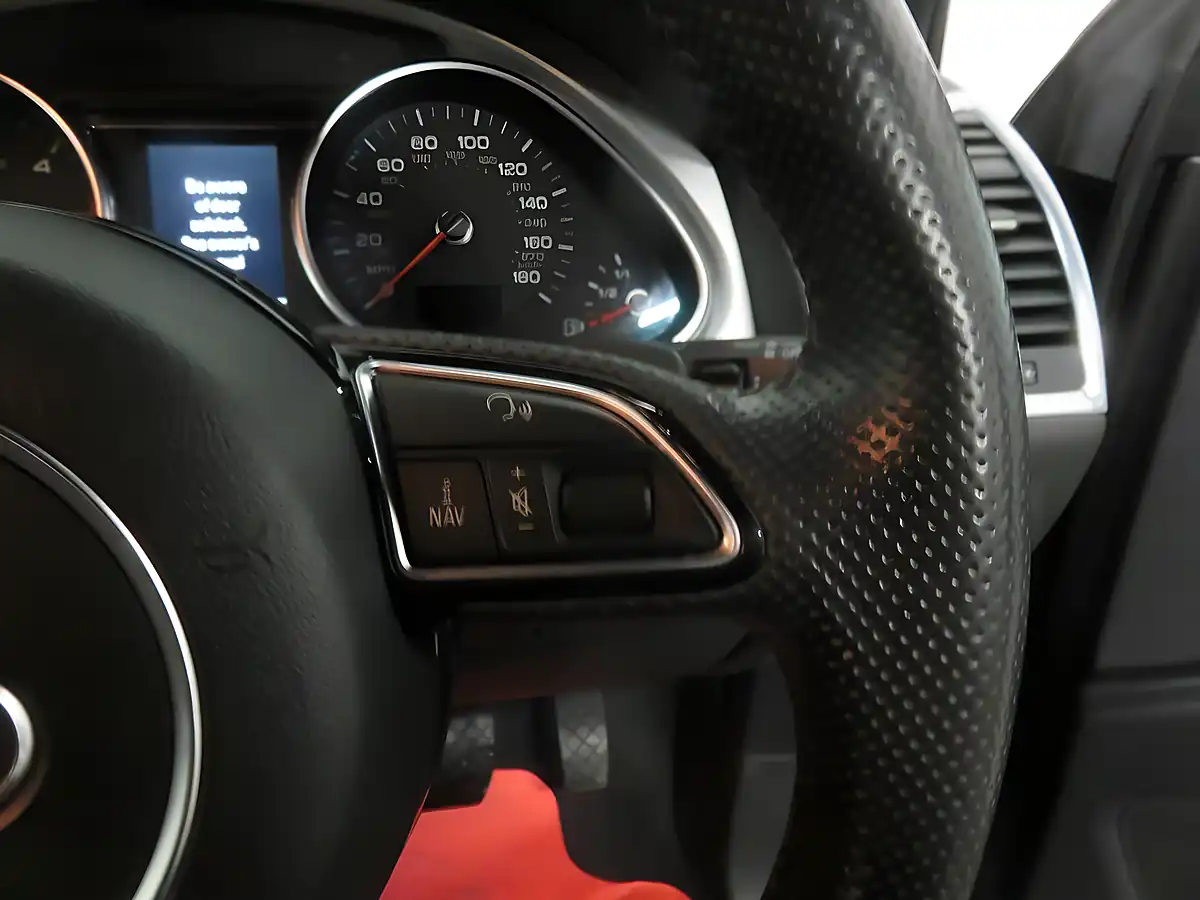 Used 2013 Audi Q7 S Line Plus Black - Interior and Exterior details 17