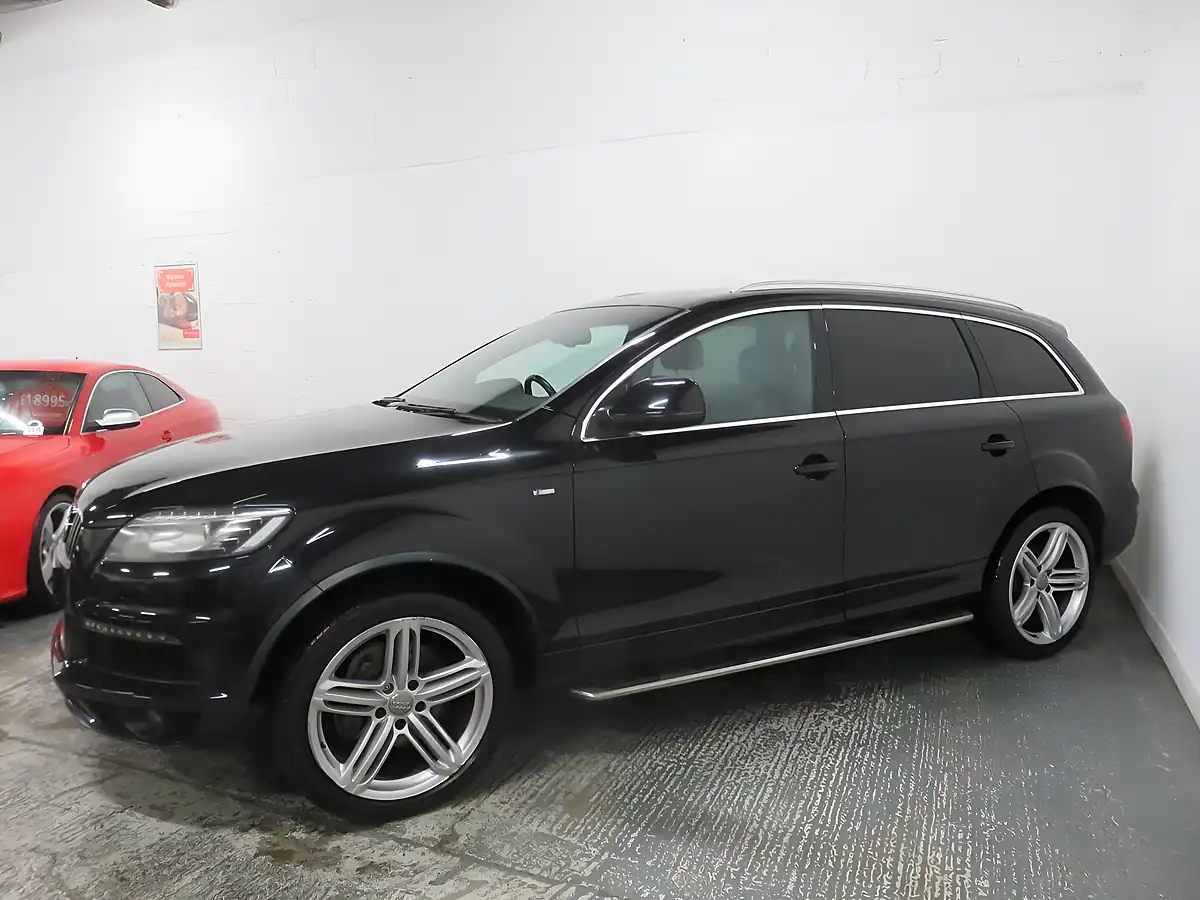 Used 2013 Audi Q7 S Line Plus Black - Interior and Exterior details 4