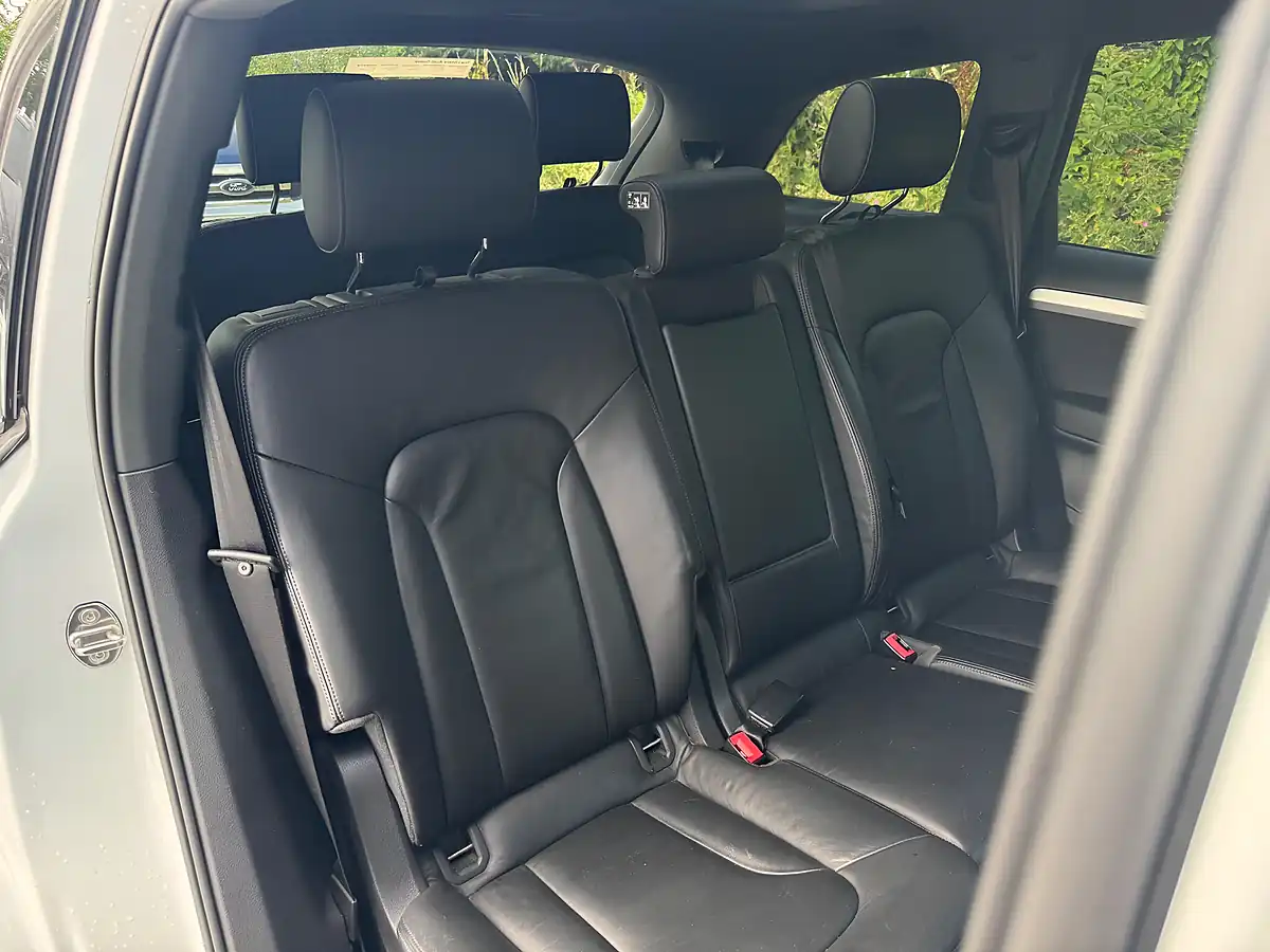 Used 2013 Audi Q7 S Line Plus White - Interior and Exterior details 11