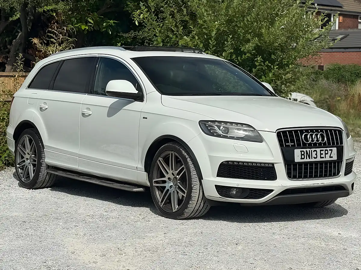 Used 2013 Audi Q7 S Line Plus White - Interior and Exterior details 3