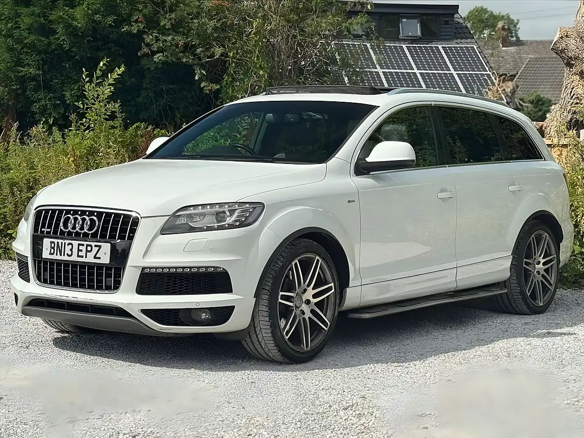 Used 2013 Audi Q7 S Line Plus White - Interior and Exterior details 6