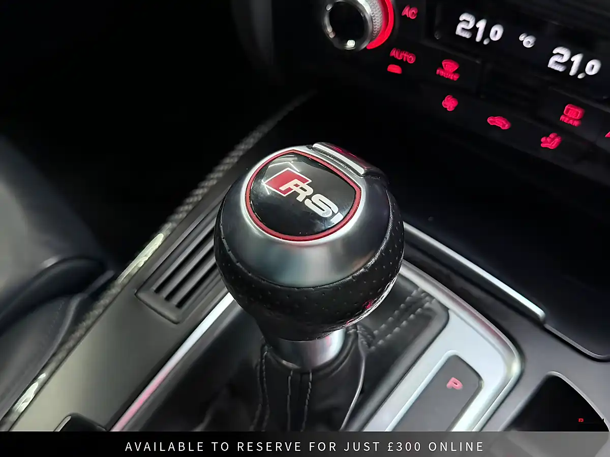 Used 2013 Audi RS4 Avant Black - Interior and Exterior details 11