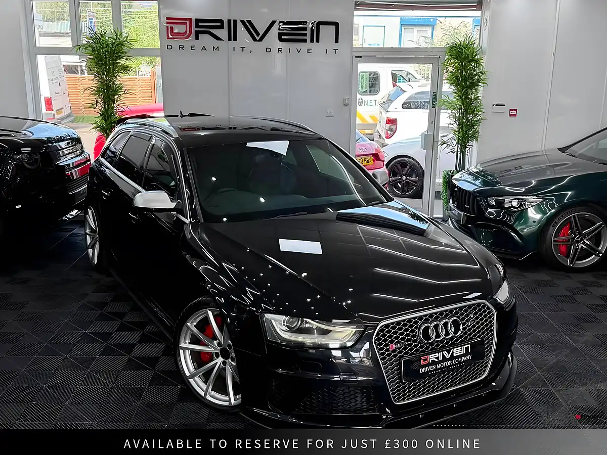 Used 2013 Audi RS4 Avant Black - Interior and Exterior details 9