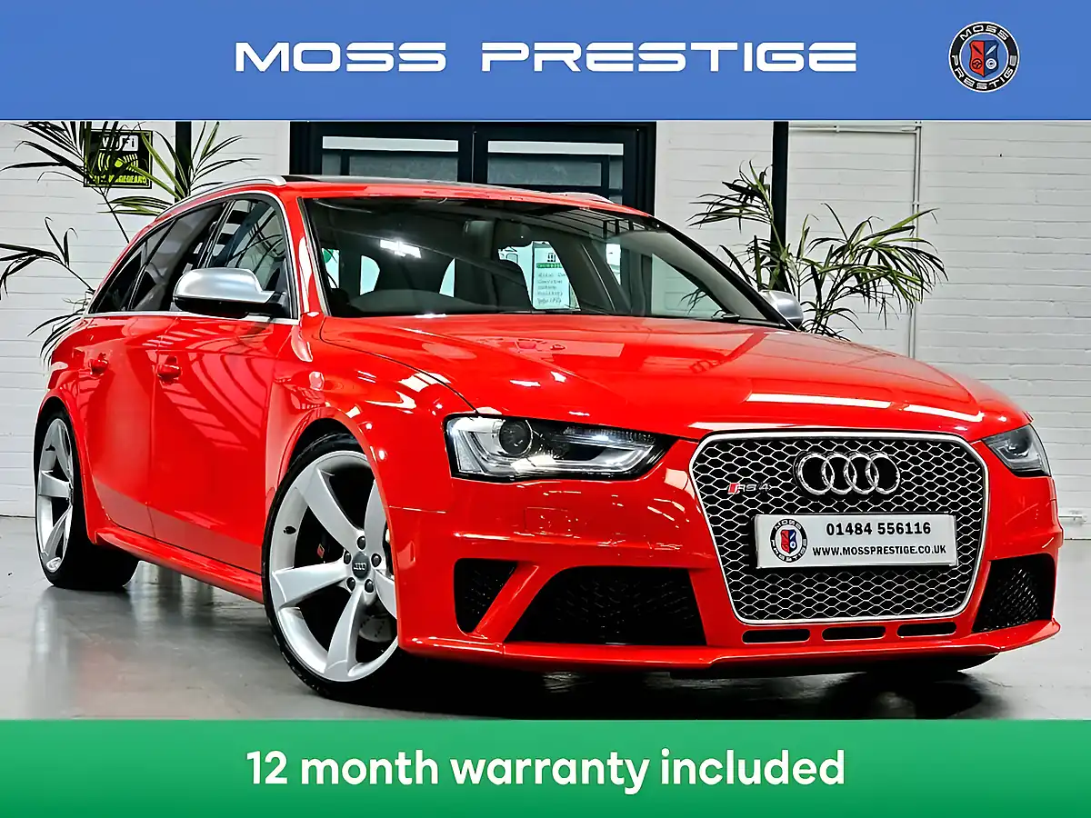 Used 2013 Audi RS4 Avant Red - Front View