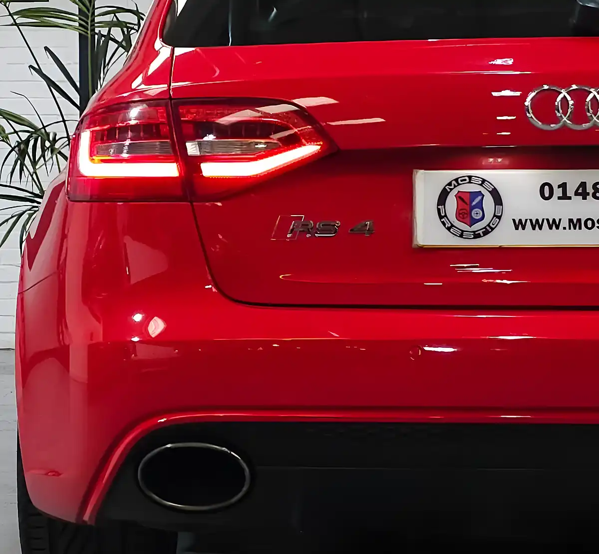 Used 2013 Audi RS4 Avant Red - Interior and Exterior details 11