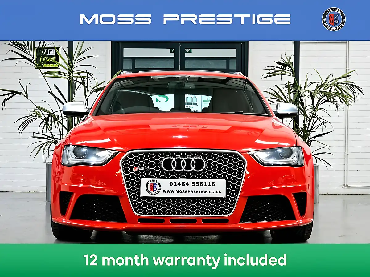 Used 2013 Audi RS4 Avant Red - Interior and Exterior details 4
