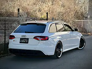 Used 2013 Audi RS4 Avant White - Interior and Exterior details 11