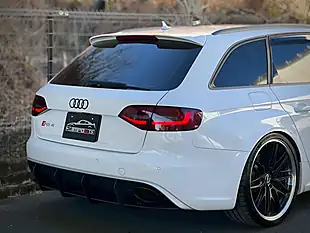 Used 2013 Audi RS4 Avant White - Interior and Exterior details 19