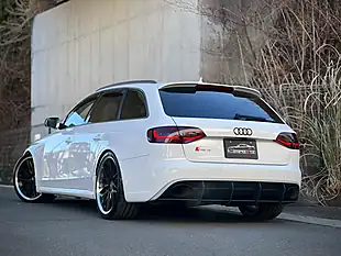 Used 2013 Audi RS4 Avant White - Interior and Exterior details 8