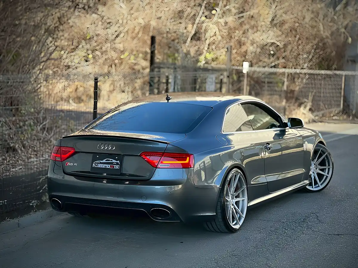 Used 2013 Audi RS5 Fully Loaded Daytona Grey - Interior and Exterior details 10